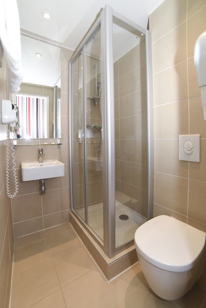 Sully Hotel Париж Экстерьер фото
